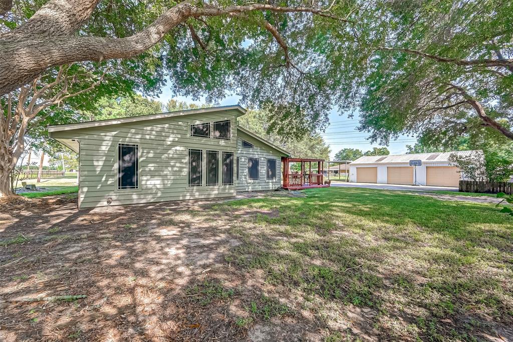 14401 1 Bohemian Hall Road, Crosby, Texas 77532, 3 Bedrooms Bedrooms, 7 Rooms Rooms,2 BathroomsBathrooms,Single-family,For Sale,Bohemian Hall,47834252