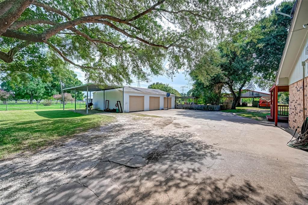 14401 1 Bohemian Hall Road, Crosby, Texas 77532, 3 Bedrooms Bedrooms, 7 Rooms Rooms,2 BathroomsBathrooms,Single-family,For Sale,Bohemian Hall,47834252