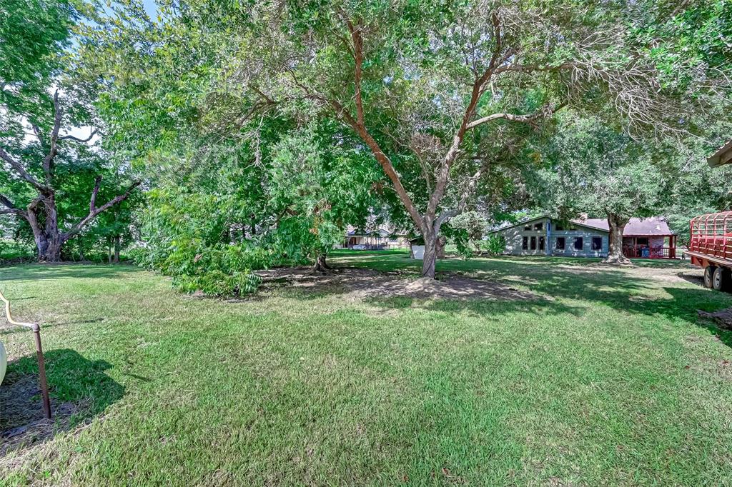 14401 1 Bohemian Hall Road, Crosby, Texas 77532, 3 Bedrooms Bedrooms, 7 Rooms Rooms,2 BathroomsBathrooms,Single-family,For Sale,Bohemian Hall,47834252