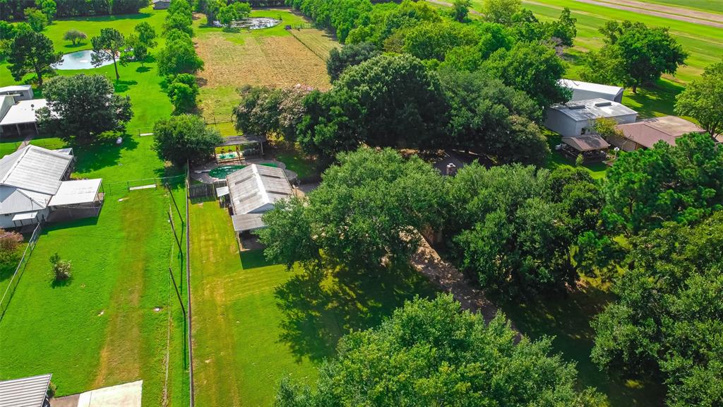 14401 1 Bohemian Hall Road, Crosby, Texas 77532, 3 Bedrooms Bedrooms, 7 Rooms Rooms,2 BathroomsBathrooms,Single-family,For Sale,Bohemian Hall,47834252