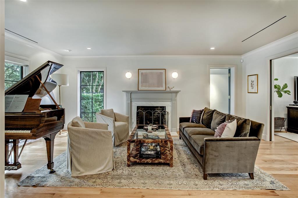 2507 Reba Drive, Houston, TX 77019 - HAR.com