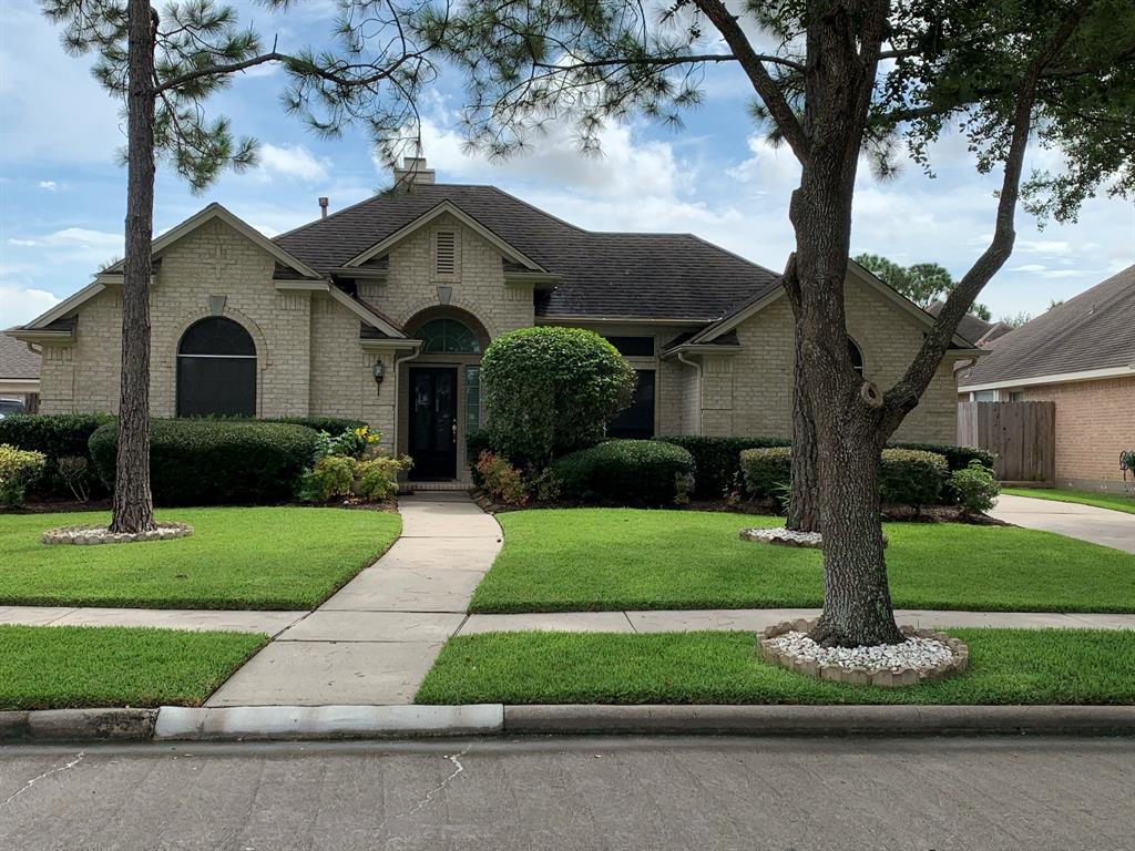 138 1 Emerald Cloud Lane, League City, Texas 77573, 3 Bedrooms Bedrooms, 11 Rooms Rooms,2 BathroomsBathrooms,Single-family,For Sale,Emerald Cloud,22424836