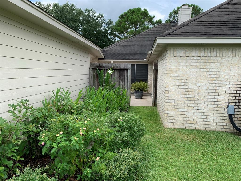 138 1 Emerald Cloud Lane, League City, Texas 77573, 3 Bedrooms Bedrooms, 11 Rooms Rooms,2 BathroomsBathrooms,Single-family,For Sale,Emerald Cloud,22424836