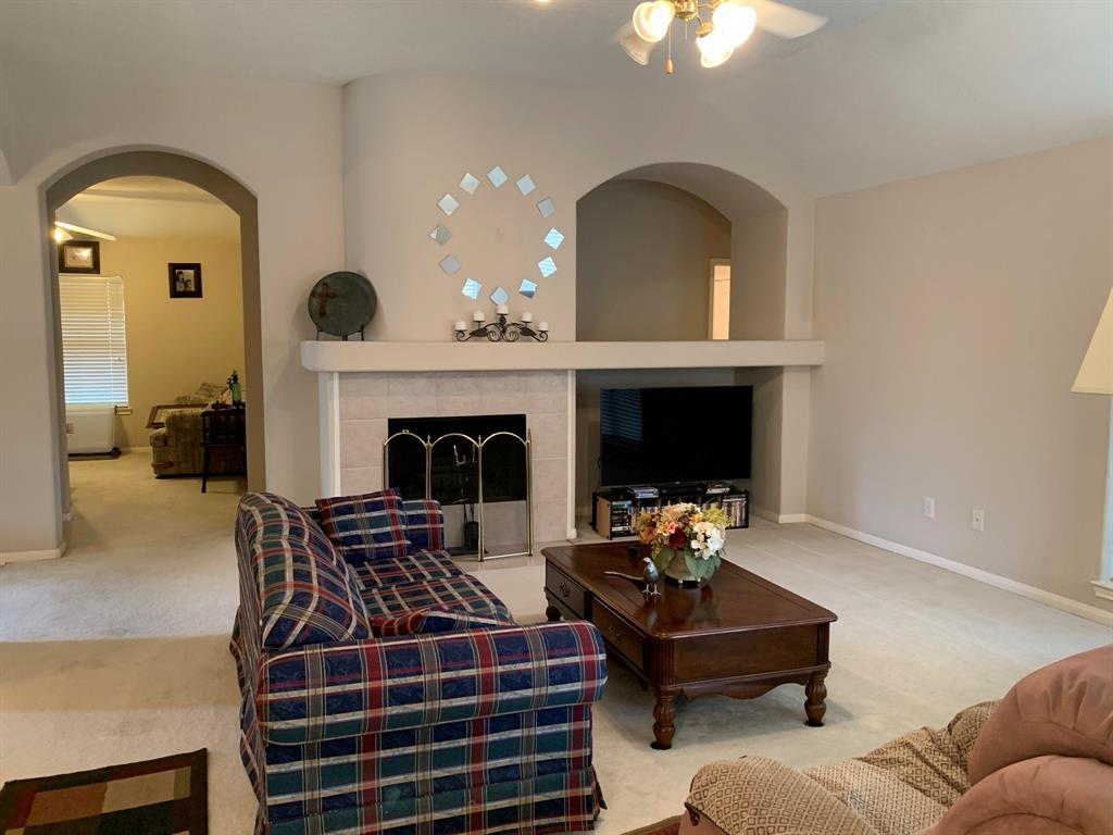 138 1 Emerald Cloud Lane, League City, Texas 77573, 3 Bedrooms Bedrooms, 11 Rooms Rooms,2 BathroomsBathrooms,Single-family,For Sale,Emerald Cloud,22424836