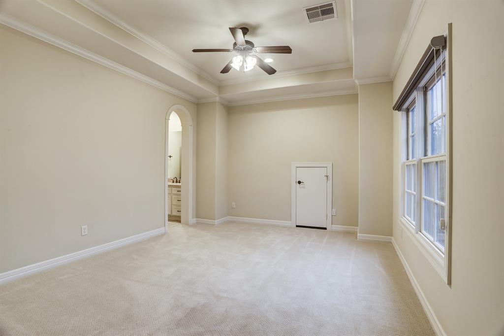 3919 3 Drake Street, Houston, Texas 77005, 4 Bedrooms Bedrooms, 10 Rooms Rooms,3 BathroomsBathrooms,Single-family,For Sale,Drake,71329356