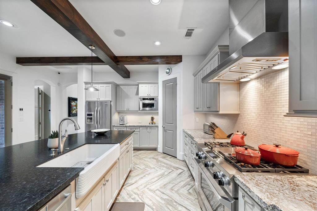 515 W 16th Street Houston Tx 77008 Har Com 515 W 16th Street Houston Tx 77008, Cost To Replace Light Fixture Homewyse