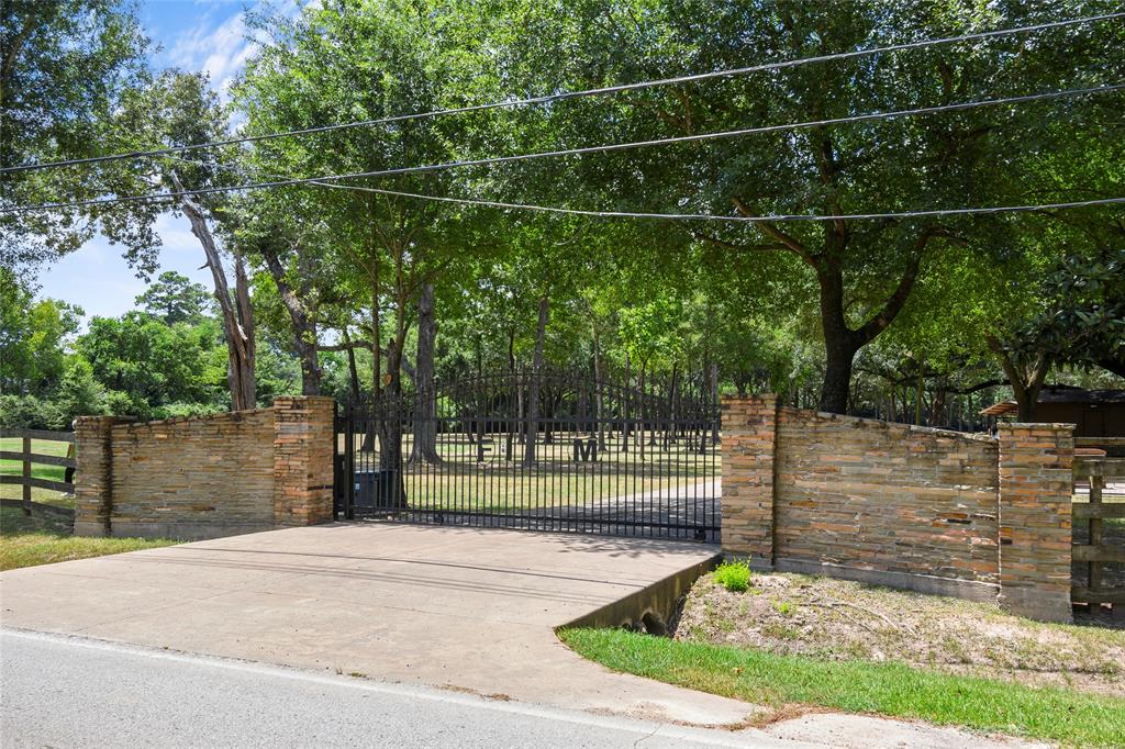 22321 1 Mossy Oaks Road, Spring, Texas 77389, ,Country Homes/acreage,For Sale,Mossy Oaks,66763946