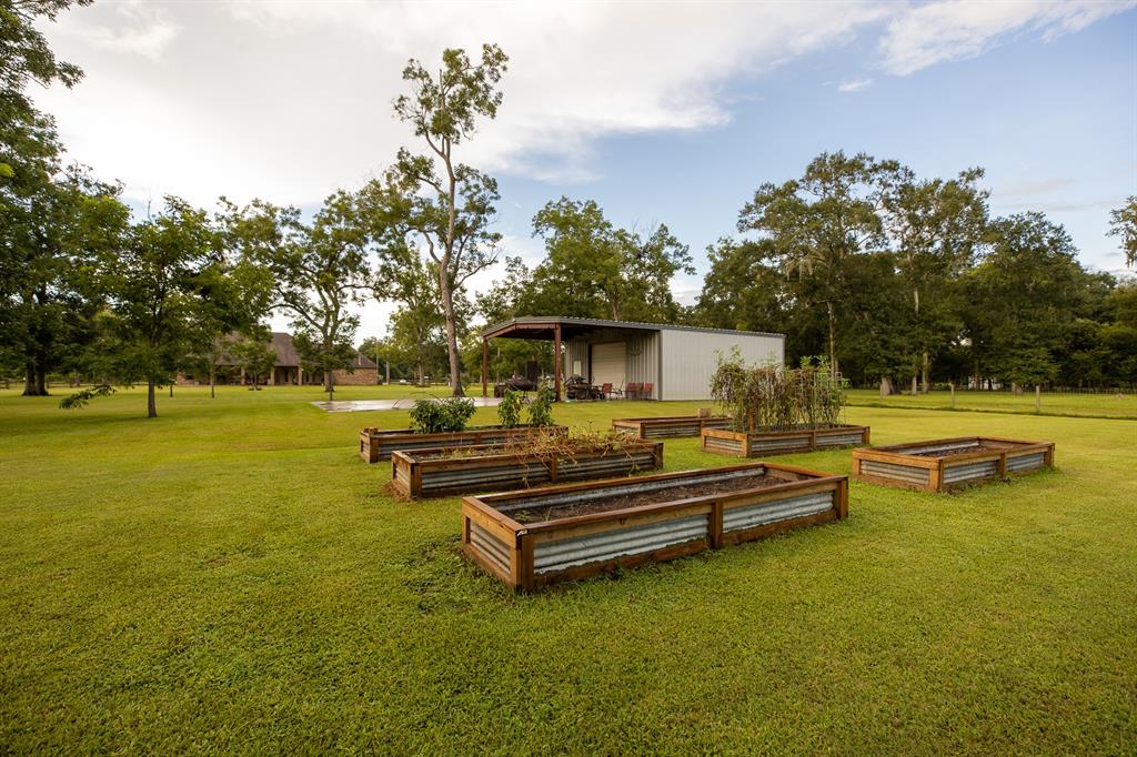 5745 1 County Road 823 Road, West Columbia, Texas 77486, 3 Bedrooms Bedrooms, 8 Rooms Rooms,2 BathroomsBathrooms,Country Homes/acreage,For Sale,County Road 823,44237262