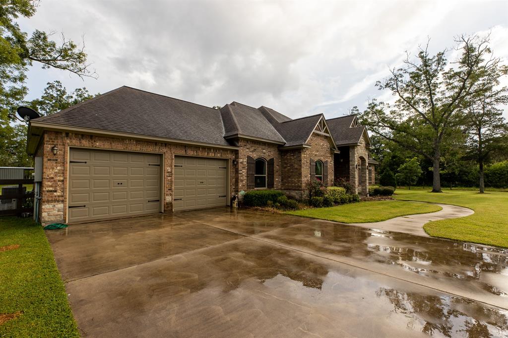 5745 1 County Road 823 Road, West Columbia, Texas 77486, 3 Bedrooms Bedrooms, 8 Rooms Rooms,2 BathroomsBathrooms,Country Homes/acreage,For Sale,County Road 823,44237262