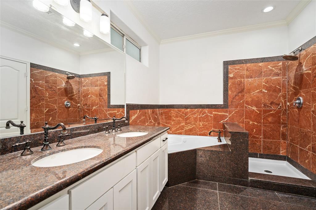 702 2 Cleo Street, Fresno, Texas 77545, 5 Bedrooms Bedrooms, 14 Rooms Rooms,3 BathroomsBathrooms,Single-family,For Sale,Cleo,63399646