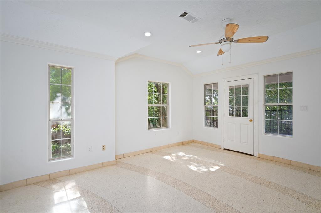 702 2 Cleo Street, Fresno, Texas 77545, 5 Bedrooms Bedrooms, 14 Rooms Rooms,3 BathroomsBathrooms,Single-family,For Sale,Cleo,63399646
