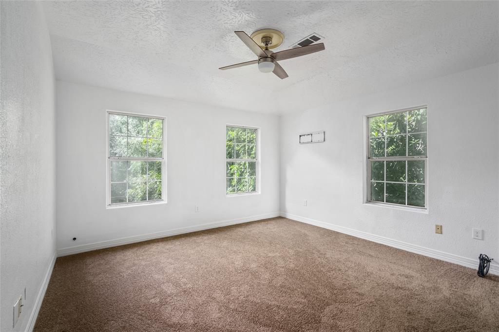 702 2 Cleo Street, Fresno, Texas 77545, 5 Bedrooms Bedrooms, 14 Rooms Rooms,3 BathroomsBathrooms,Single-family,For Sale,Cleo,63399646