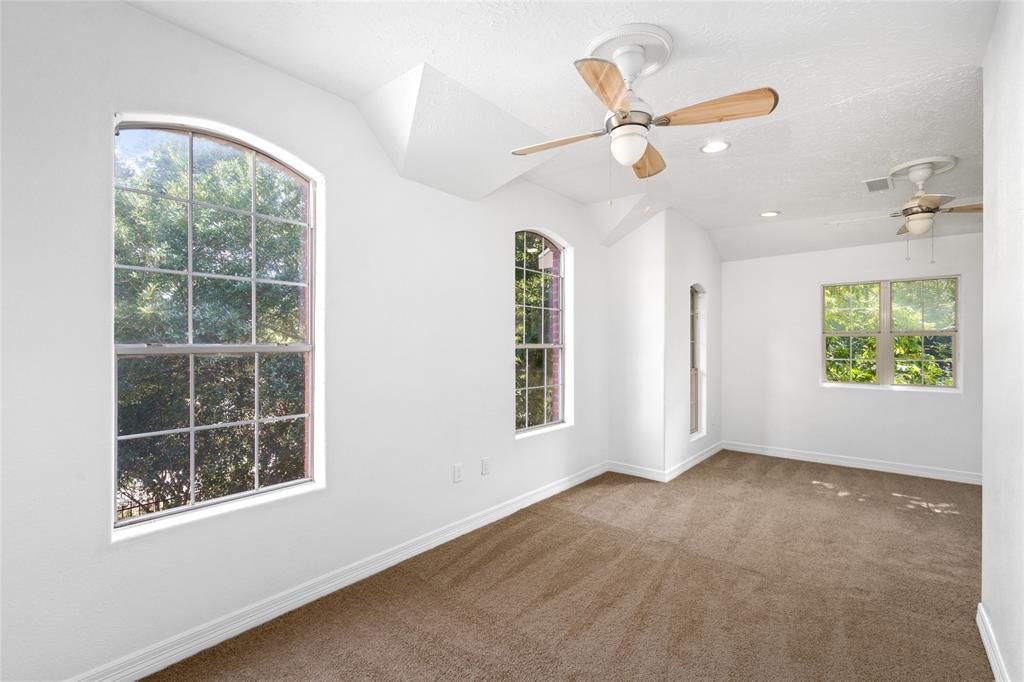 702 2 Cleo Street, Fresno, Texas 77545, 5 Bedrooms Bedrooms, 14 Rooms Rooms,3 BathroomsBathrooms,Single-family,For Sale,Cleo,63399646