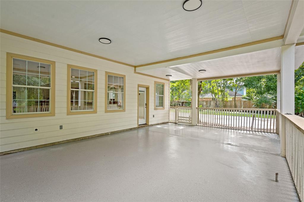 702 2 Cleo Street, Fresno, Texas 77545, 5 Bedrooms Bedrooms, 14 Rooms Rooms,3 BathroomsBathrooms,Single-family,For Sale,Cleo,63399646