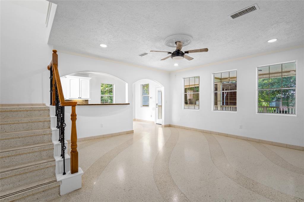 702 2 Cleo Street, Fresno, Texas 77545, 5 Bedrooms Bedrooms, 14 Rooms Rooms,3 BathroomsBathrooms,Single-family,For Sale,Cleo,63399646