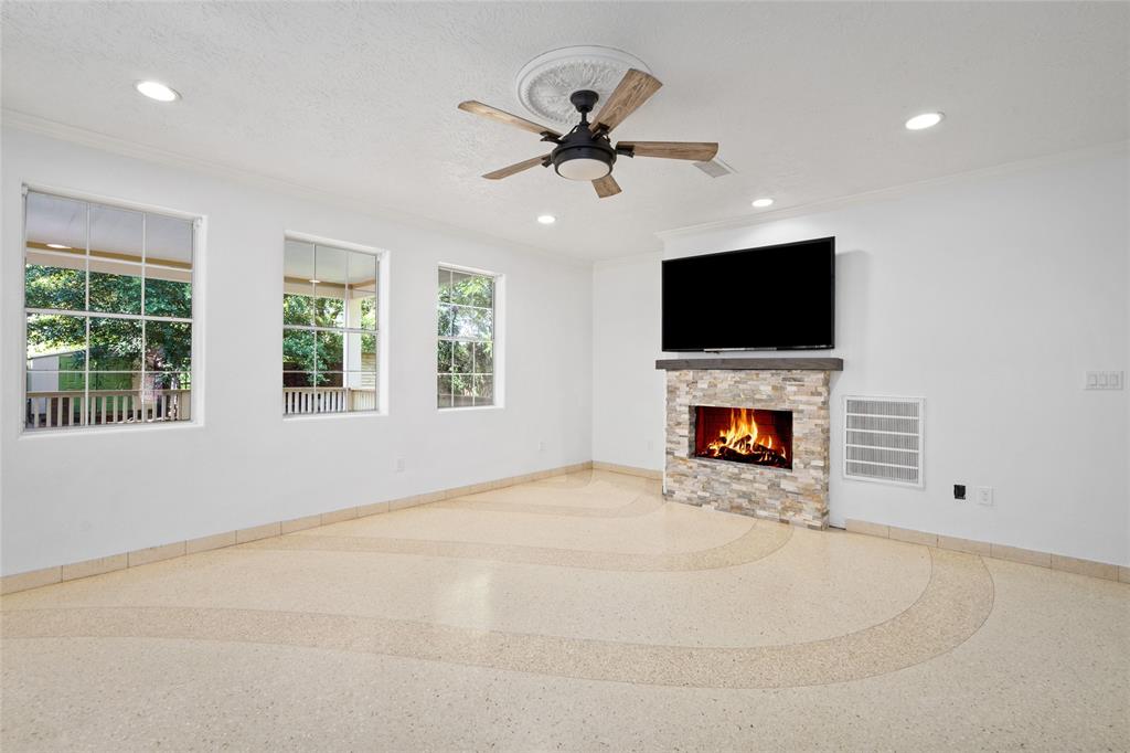 702 2 Cleo Street, Fresno, Texas 77545, 5 Bedrooms Bedrooms, 14 Rooms Rooms,3 BathroomsBathrooms,Single-family,For Sale,Cleo,63399646