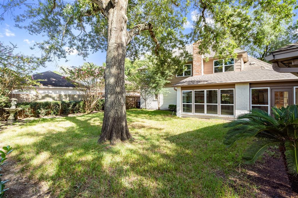 1018 2 Daria Drive, Houston, Texas 77079, 4 Bedrooms Bedrooms, 12 Rooms Rooms,2 BathroomsBathrooms,Single-family,For Sale,Daria,18030023