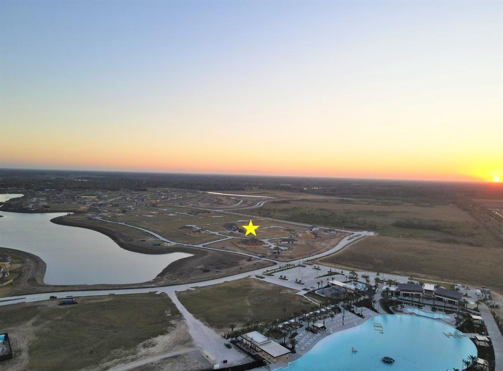 13024 1 Sapphire Lake Lane, Texas City, Texas 77568, 4 Bedrooms Bedrooms, 7 Rooms Rooms,3 BathroomsBathrooms,Single-family,For Sale,Sapphire Lake,63339053
