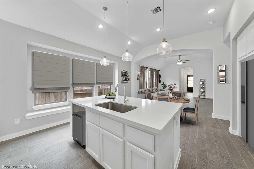 13024 1 Sapphire Lake Lane, Texas City, Texas 77568, 4 Bedrooms Bedrooms, 7 Rooms Rooms,3 BathroomsBathrooms,Single-family,For Sale,Sapphire Lake,63339053