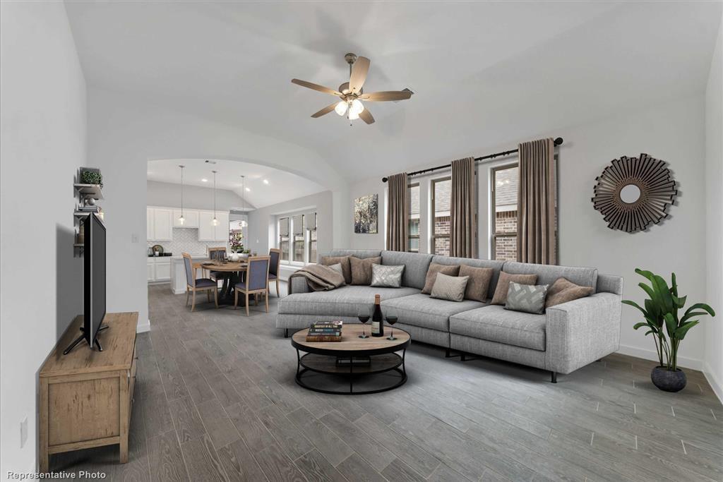 13024 1 Sapphire Lake Lane, Texas City, Texas 77568, 4 Bedrooms Bedrooms, 7 Rooms Rooms,3 BathroomsBathrooms,Single-family,For Sale,Sapphire Lake,63339053