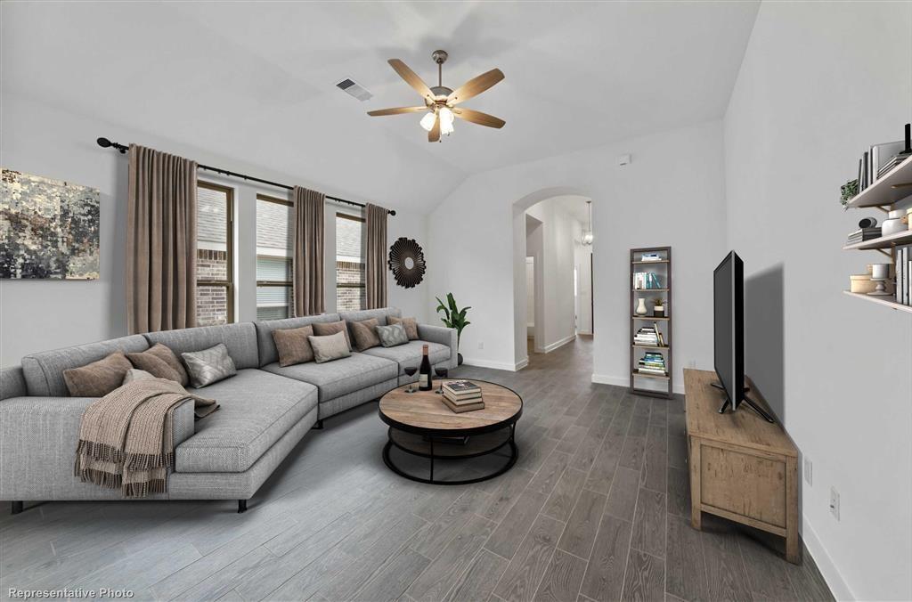 13024 1 Sapphire Lake Lane, Texas City, Texas 77568, 4 Bedrooms Bedrooms, 7 Rooms Rooms,3 BathroomsBathrooms,Single-family,For Sale,Sapphire Lake,63339053