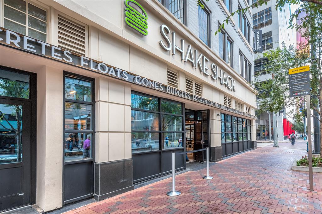 705 Main Street, Houston, Texas 77002, 2 Bedrooms Bedrooms, 4 Rooms Rooms,2 BathroomsBathrooms,Mid/hi-rise Condo,For Sale,ST GERMAIN,Main,69010157