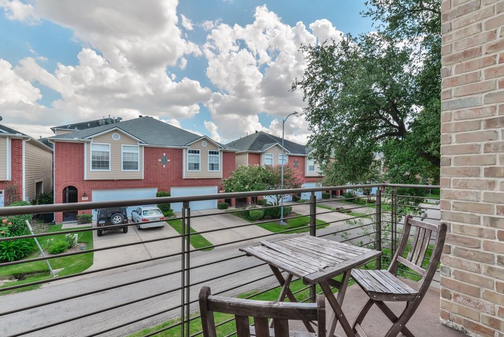 5004 4 Sandman Street, Houston, Texas 77007, 3 Bedrooms Bedrooms, 3 Rooms Rooms,3 BathroomsBathrooms,Single-family,For Sale,Sandman,84942864