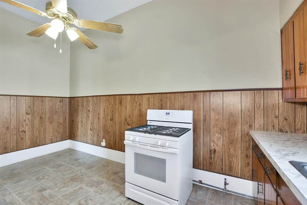 1616 2 Post Office Street, Galveston, Texas 77550, 2 Bedrooms Bedrooms, ,2 BathroomsBathrooms,Multi-family,For Sale,Post Office,26065643