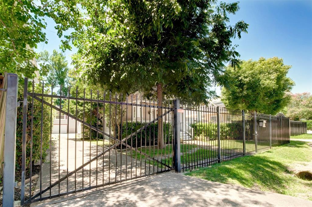 610 1 25th Street, Houston, Texas 77008, 3 Bedrooms Bedrooms, 7 Rooms Rooms,3 BathroomsBathrooms,Single-family,For Sale,25th,3064851