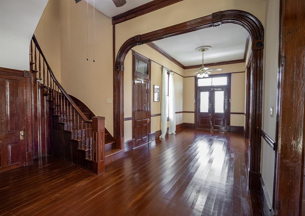 1505 2 Mechanic Street, Galveston, Texas 77550, 3 Bedrooms Bedrooms, 8 Rooms Rooms,3 BathroomsBathrooms,Single-family,For Sale,Mechanic,54993430