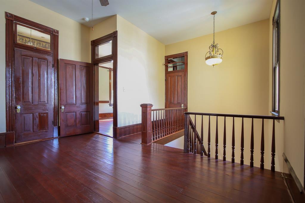 1505 2 Mechanic Street, Galveston, Texas 77550, 3 Bedrooms Bedrooms, 8 Rooms Rooms,3 BathroomsBathrooms,Single-family,For Sale,Mechanic,54993430