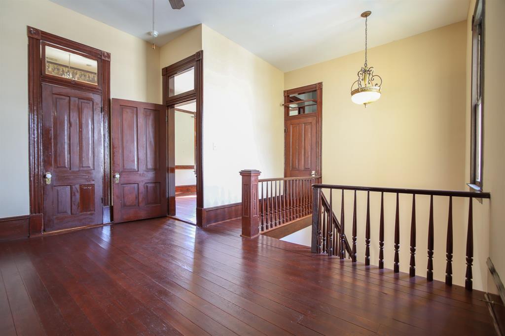 1505 2 Mechanic Street, Galveston, Texas 77550, 3 Bedrooms Bedrooms, 8 Rooms Rooms,3 BathroomsBathrooms,Single-family,For Sale,Mechanic,54993430
