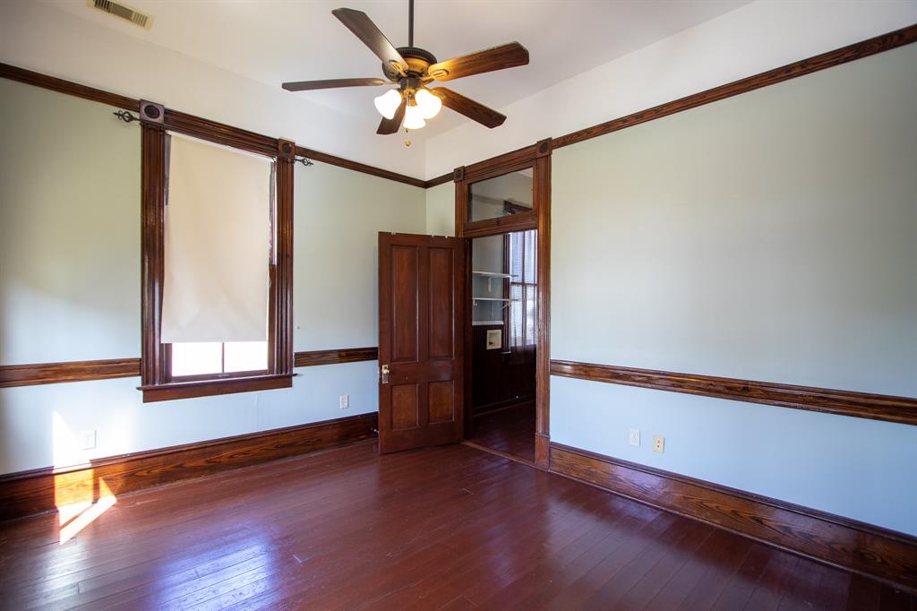 1505 2 Mechanic Street, Galveston, Texas 77550, 3 Bedrooms Bedrooms, 8 Rooms Rooms,3 BathroomsBathrooms,Single-family,For Sale,Mechanic,54993430