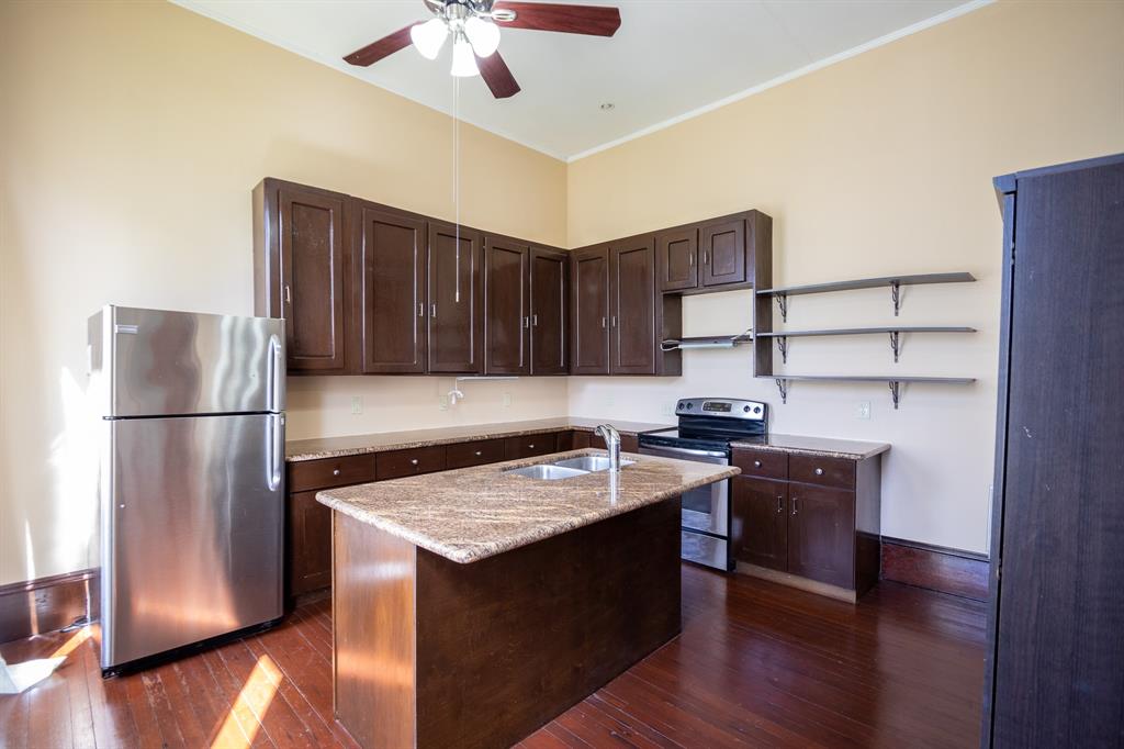 1505 2 Mechanic Street, Galveston, Texas 77550, 3 Bedrooms Bedrooms, 8 Rooms Rooms,3 BathroomsBathrooms,Single-family,For Sale,Mechanic,54993430