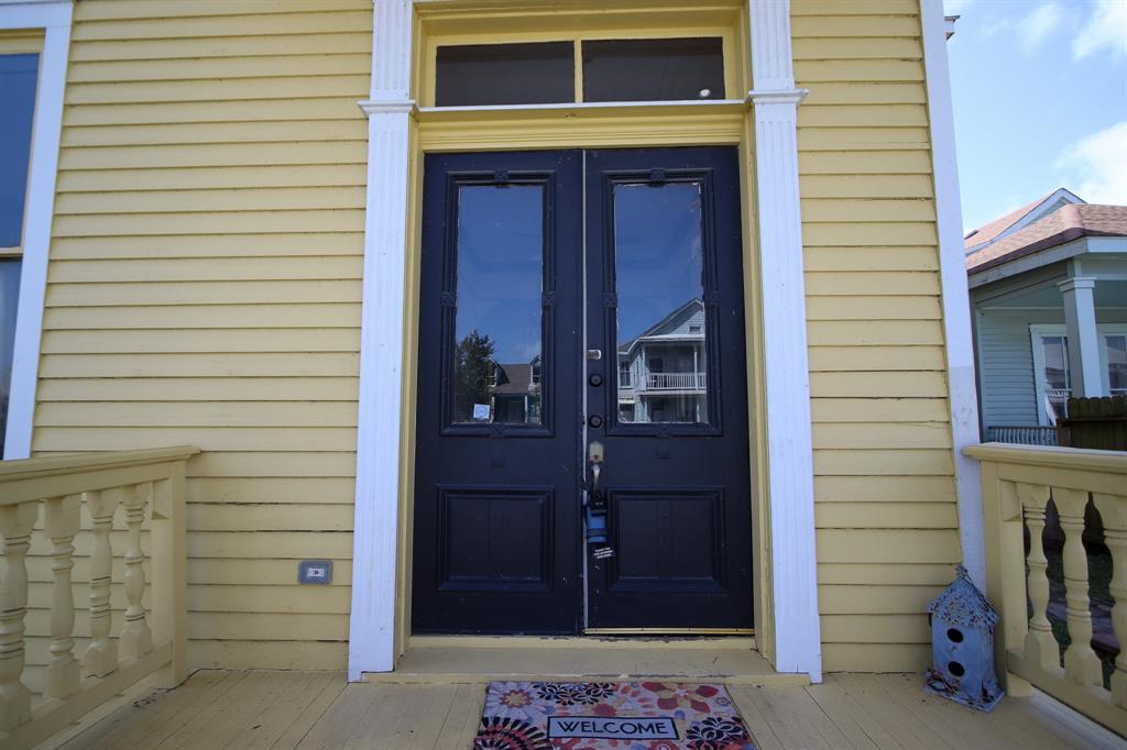1505 2 Mechanic Street, Galveston, Texas 77550, 3 Bedrooms Bedrooms, 8 Rooms Rooms,3 BathroomsBathrooms,Single-family,For Sale,Mechanic,54993430