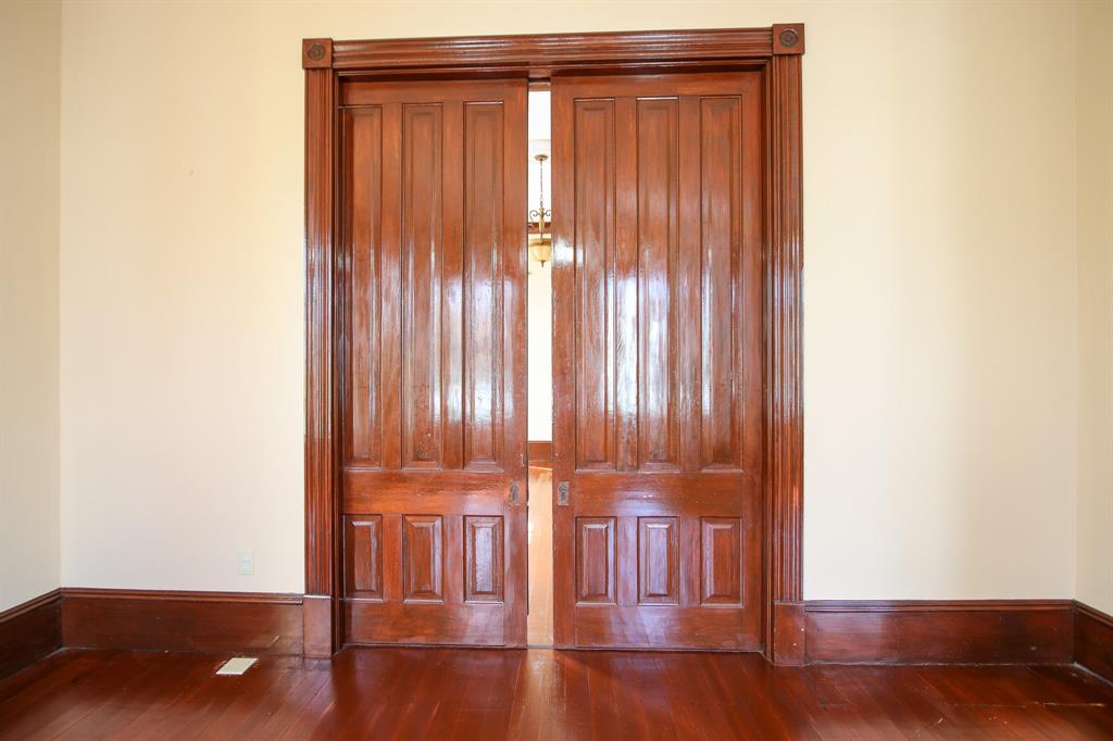1505 2 Mechanic Street, Galveston, Texas 77550, 3 Bedrooms Bedrooms, 8 Rooms Rooms,3 BathroomsBathrooms,Single-family,For Sale,Mechanic,54993430
