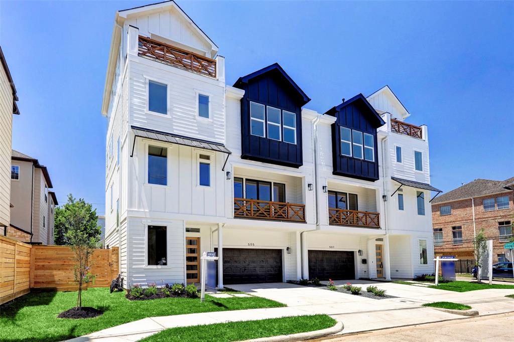 507 4 Leverkuhn Street, Houston, Texas 77007, 3 Bedrooms Bedrooms, 8 Rooms Rooms,3 BathroomsBathrooms,Single-family,For Sale,Leverkuhn,82295894