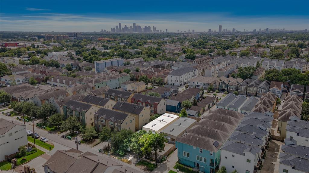 944 26th Street, Houston, Texas 77008, ,Lots,For Sale,26th,89758355