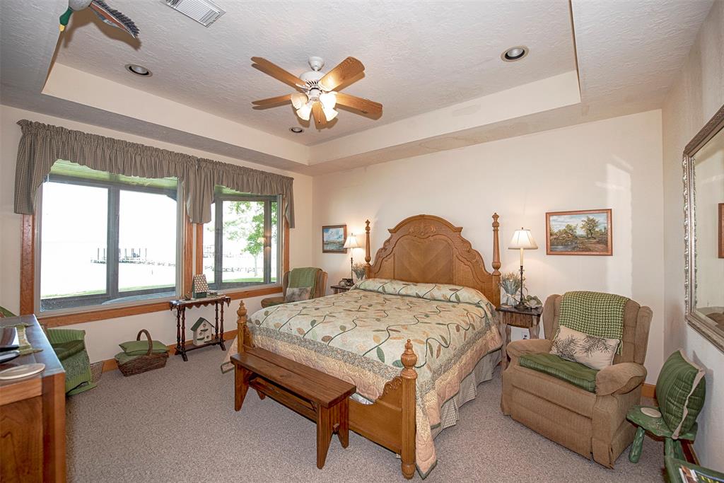 3631 2 Bayshore Drive, Bacliff, Texas 77518, 5 Bedrooms Bedrooms, 13 Rooms Rooms,4 BathroomsBathrooms,Single-family,For Sale,Bayshore,63074546