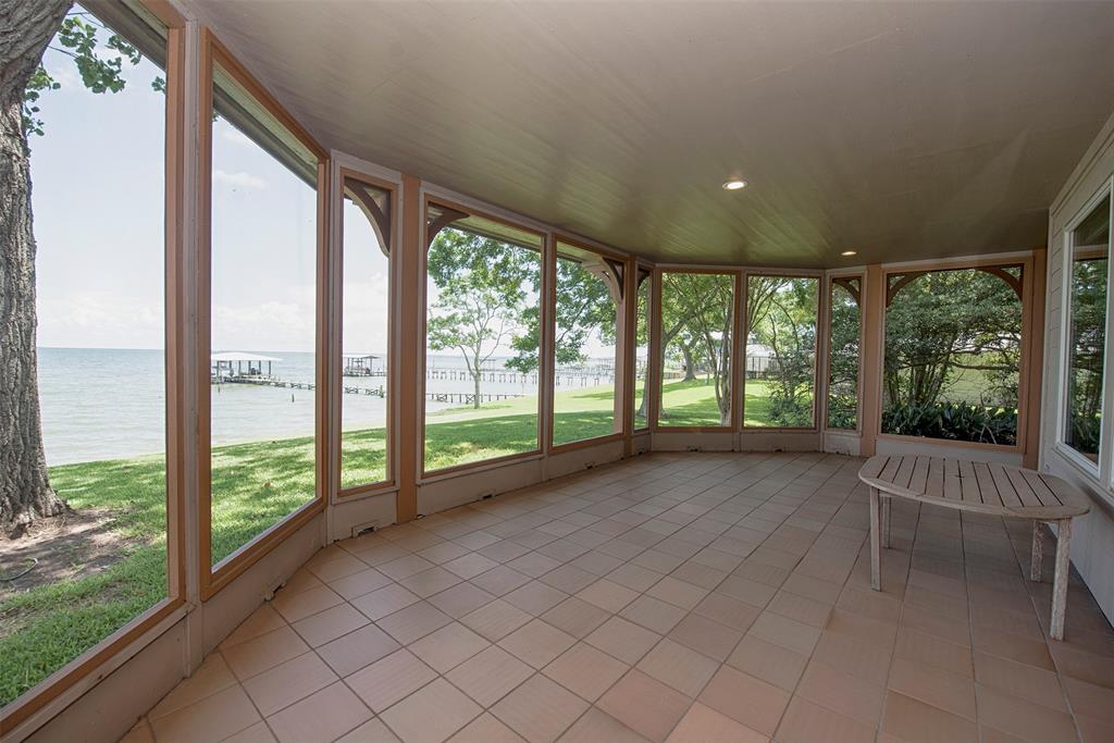 3631 2 Bayshore Drive, Bacliff, Texas 77518, 5 Bedrooms Bedrooms, 13 Rooms Rooms,4 BathroomsBathrooms,Single-family,For Sale,Bayshore,63074546