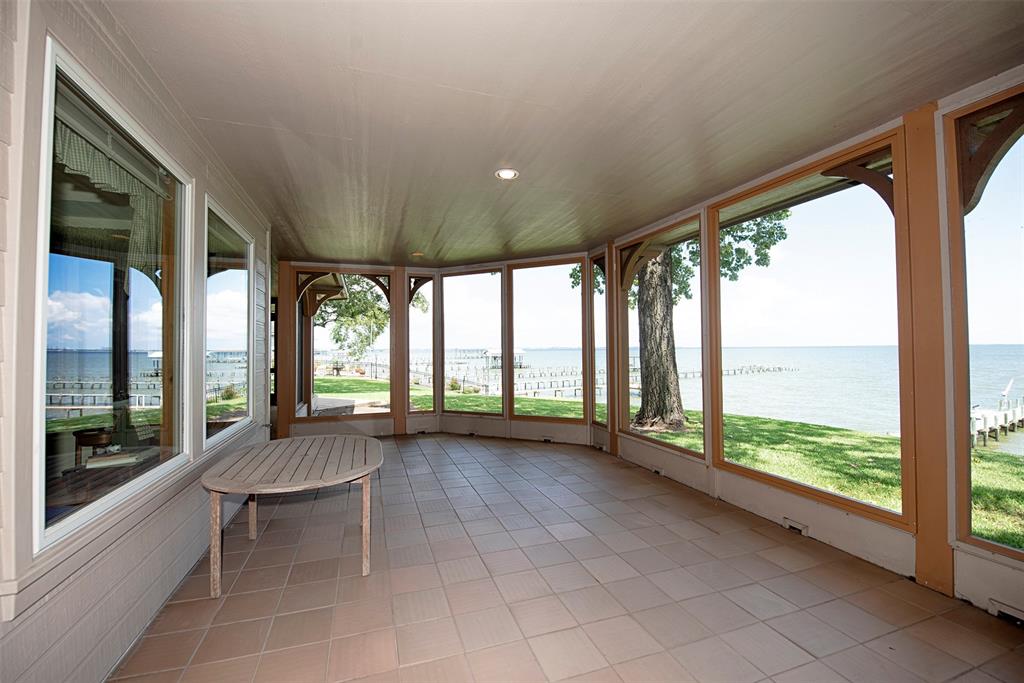 3631 2 Bayshore Drive, Bacliff, Texas 77518, 5 Bedrooms Bedrooms, 13 Rooms Rooms,4 BathroomsBathrooms,Single-family,For Sale,Bayshore,63074546
