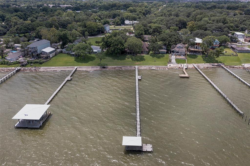 3631 2 Bayshore Drive, Bacliff, Texas 77518, 5 Bedrooms Bedrooms, 13 Rooms Rooms,4 BathroomsBathrooms,Single-family,For Sale,Bayshore,63074546