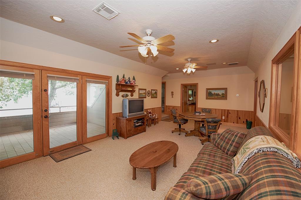 3631 2 Bayshore Drive, Bacliff, Texas 77518, 5 Bedrooms Bedrooms, 13 Rooms Rooms,4 BathroomsBathrooms,Single-family,For Sale,Bayshore,63074546