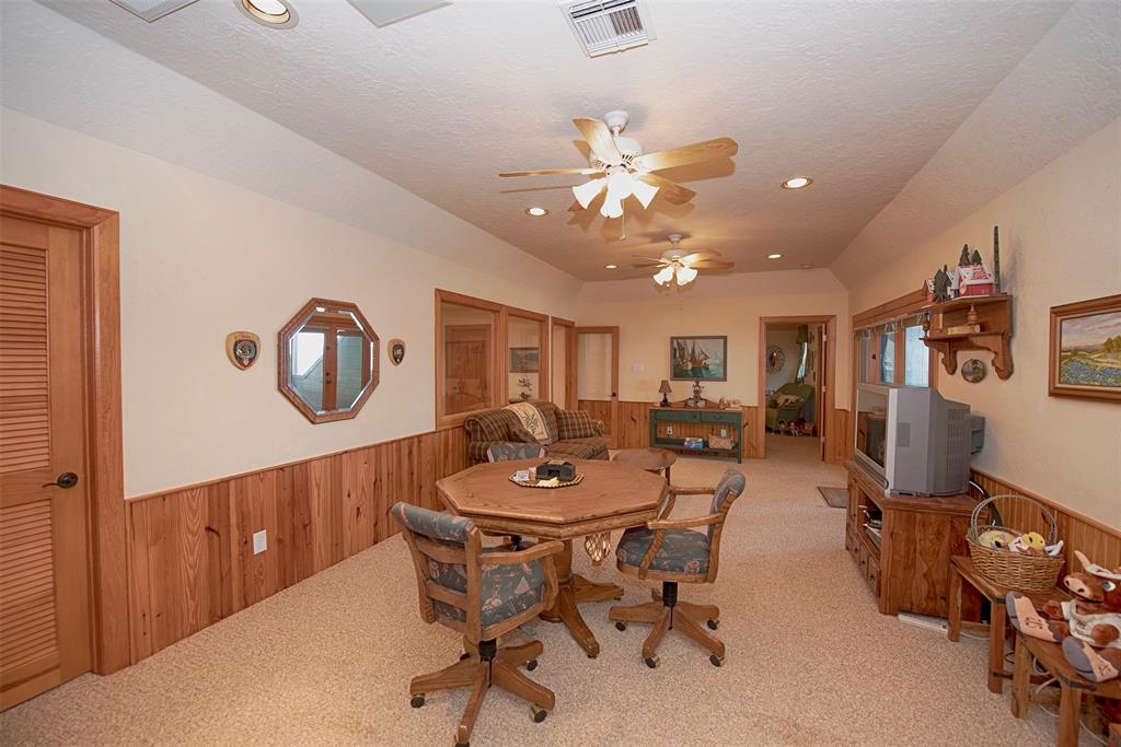 3631 2 Bayshore Drive, Bacliff, Texas 77518, 5 Bedrooms Bedrooms, 13 Rooms Rooms,4 BathroomsBathrooms,Single-family,For Sale,Bayshore,63074546