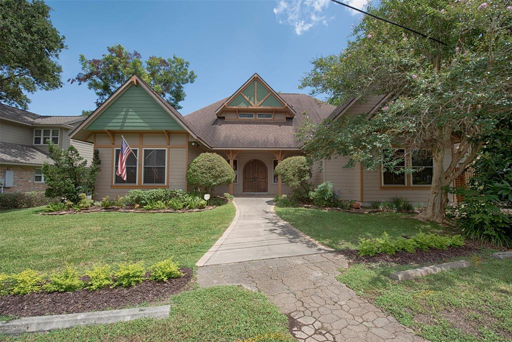 3631 2 Bayshore Drive, Bacliff, Texas 77518, 5 Bedrooms Bedrooms, 13 Rooms Rooms,4 BathroomsBathrooms,Single-family,For Sale,Bayshore,63074546