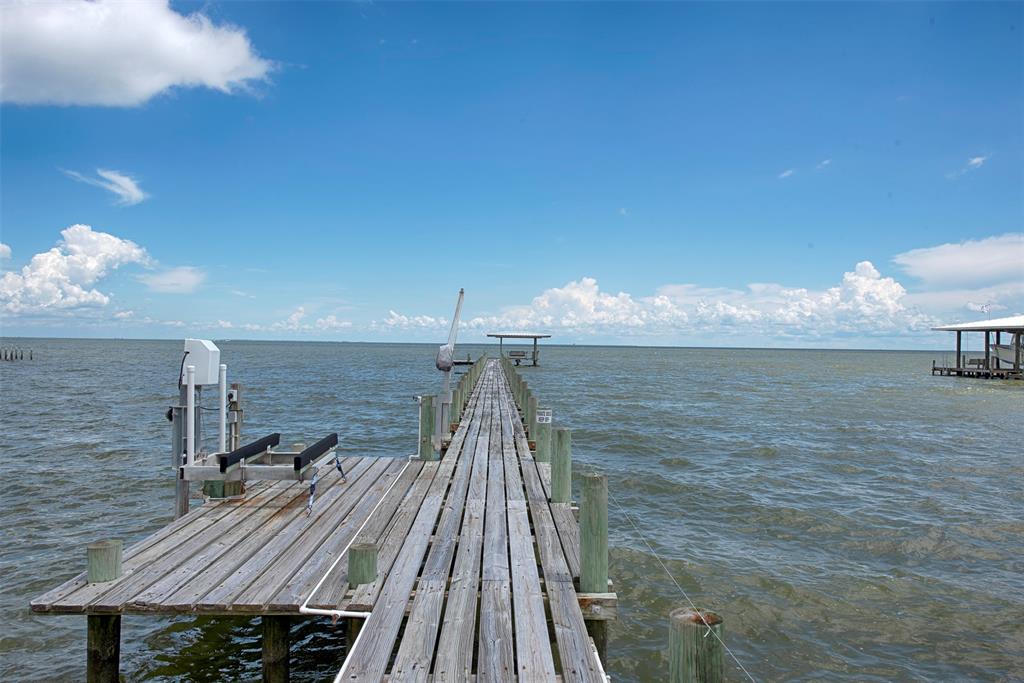 3631 2 Bayshore Drive, Bacliff, Texas 77518, 5 Bedrooms Bedrooms, 13 Rooms Rooms,4 BathroomsBathrooms,Single-family,For Sale,Bayshore,63074546
