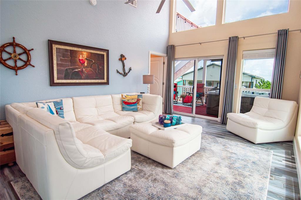 1415 2 9th Street, San Leon, Texas 77539, 2 Bedrooms Bedrooms, 5 Rooms Rooms,2 BathroomsBathrooms,Single-family,For Sale,9th,87188029