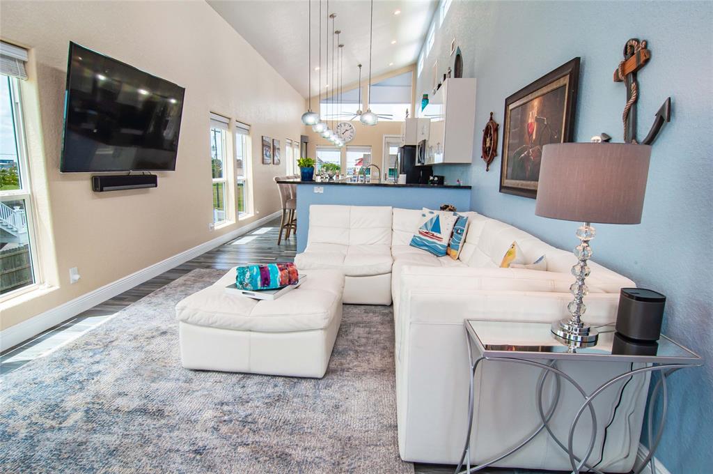 1415 2 9th Street, San Leon, Texas 77539, 2 Bedrooms Bedrooms, 5 Rooms Rooms,2 BathroomsBathrooms,Single-family,For Sale,9th,87188029