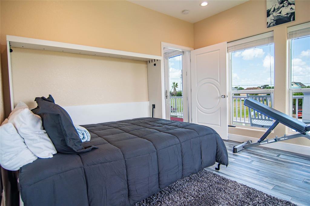 1415 2 9th Street, San Leon, Texas 77539, 2 Bedrooms Bedrooms, 5 Rooms Rooms,2 BathroomsBathrooms,Single-family,For Sale,9th,87188029