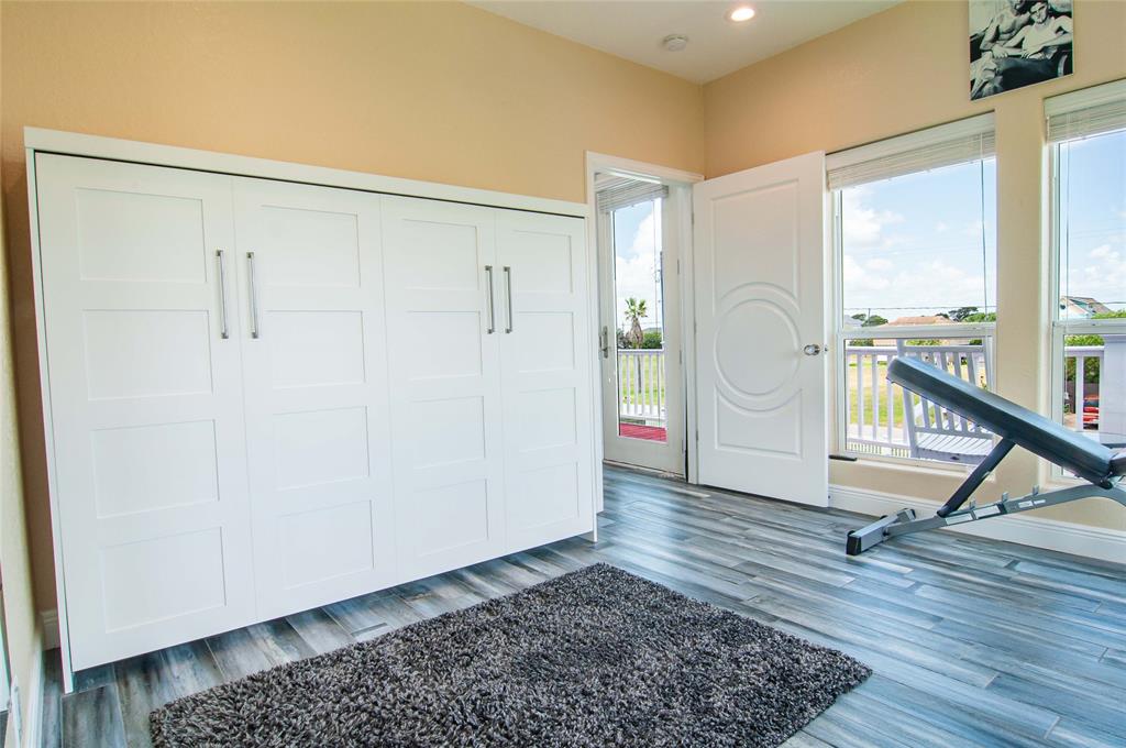1415 2 9th Street, San Leon, Texas 77539, 2 Bedrooms Bedrooms, 5 Rooms Rooms,2 BathroomsBathrooms,Single-family,For Sale,9th,87188029